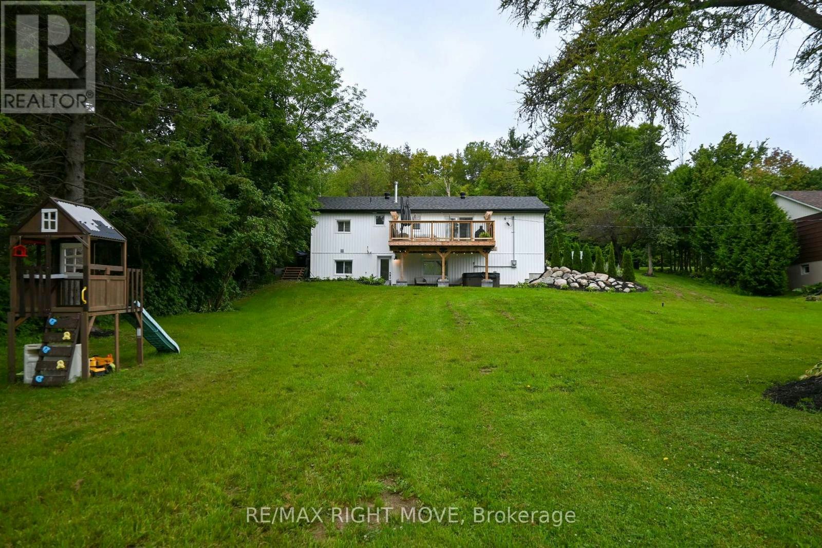 4287 Huronia Road, Severn, ON, L3V 0G6 - 36