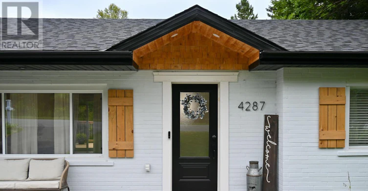 4287 Huronia Road, Severn, ON, L3V 0G6 - 3