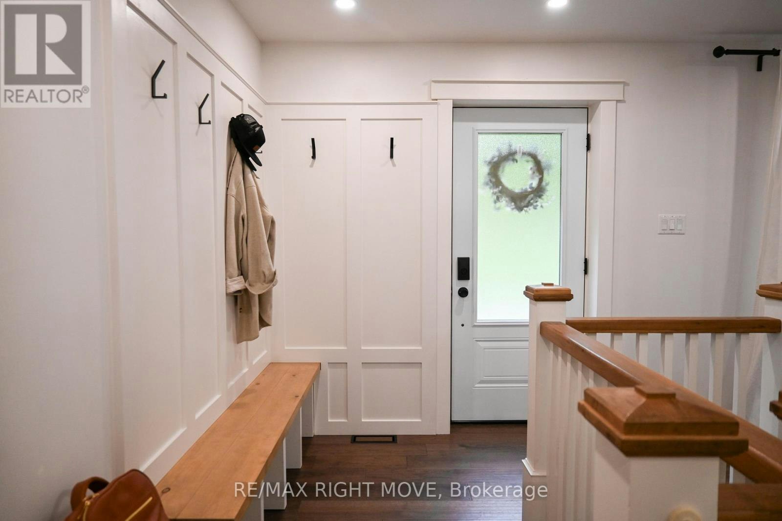 4287 Huronia Road, Severn, ON, L3V 0G6 - 5