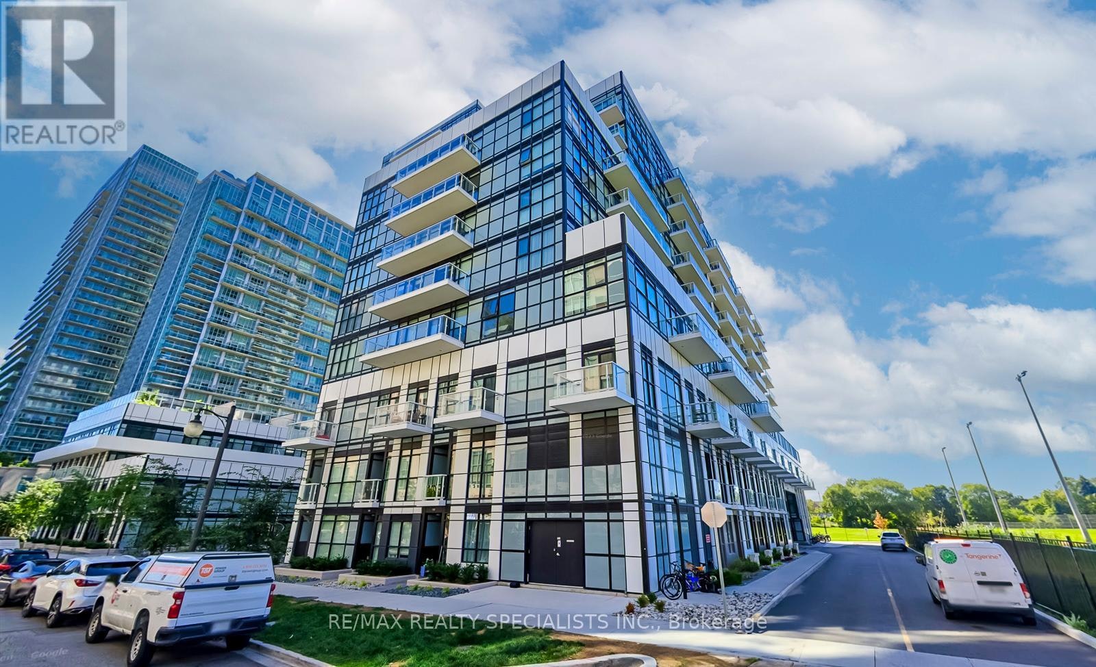 914-251 Manitoba Street, Toronto, ON, M8Y 4G9 - 3