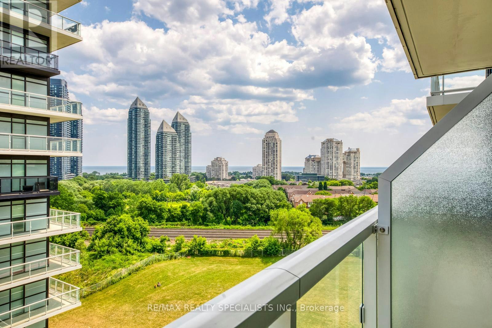 914-251 Manitoba Street, Toronto, ON, M8Y 4G9 - 24