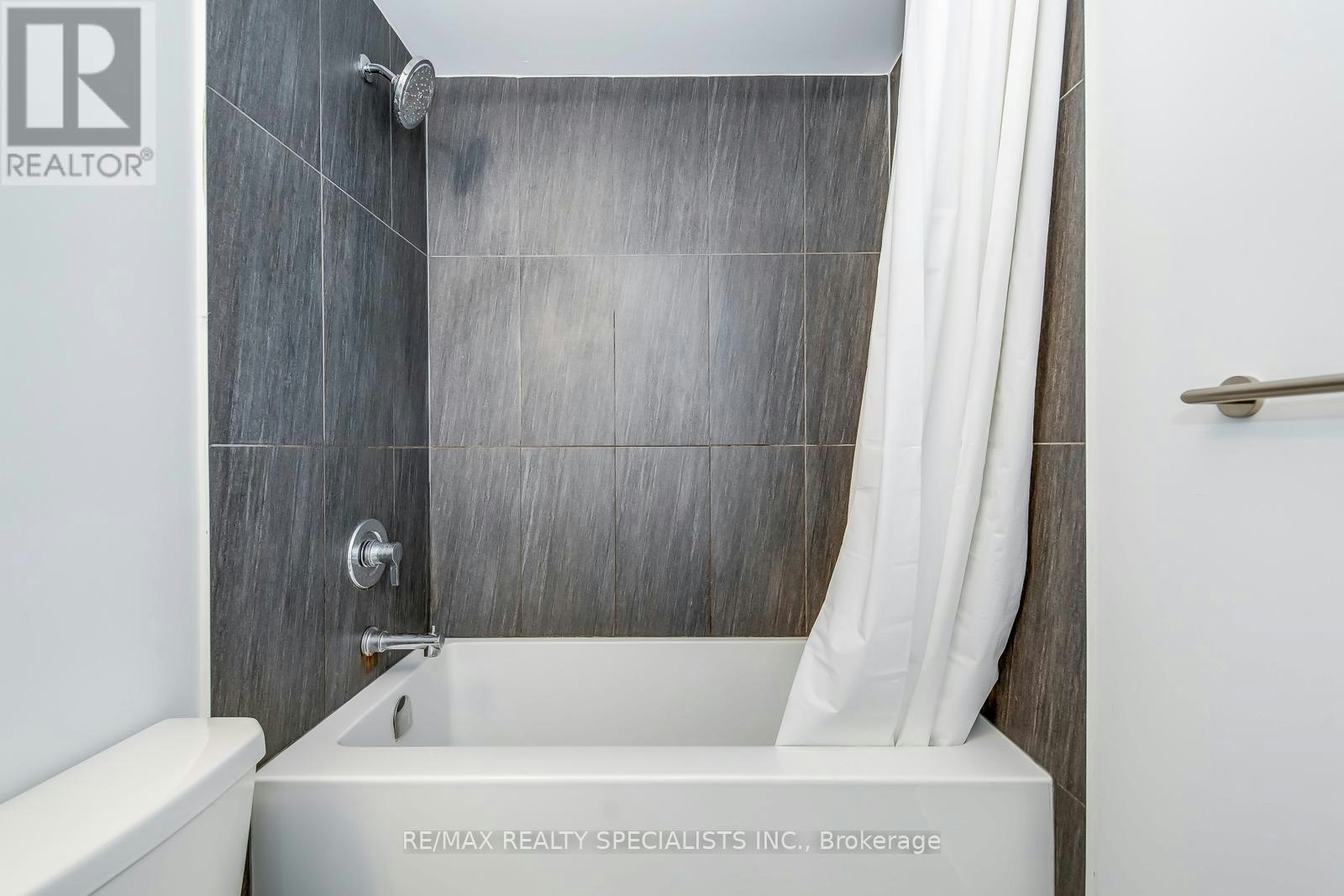 914-251 Manitoba Street, Toronto, ON, M8Y 4G9 - 31