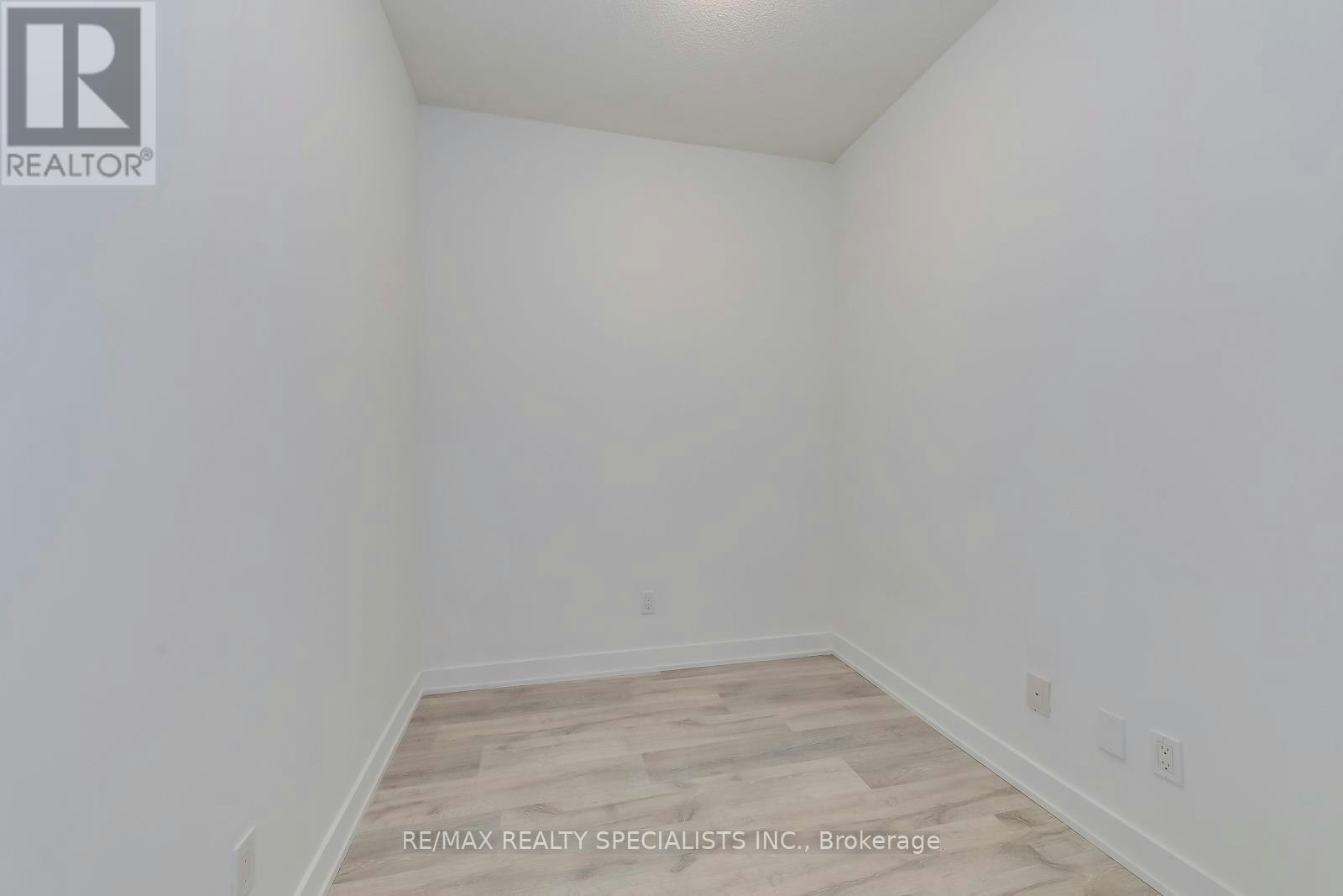 914-251 Manitoba Street, Toronto, ON, M8Y 4G9 - 11