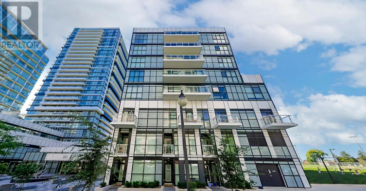 914-251 Manitoba Street, Toronto, ON, M8Y 4G9 - 2