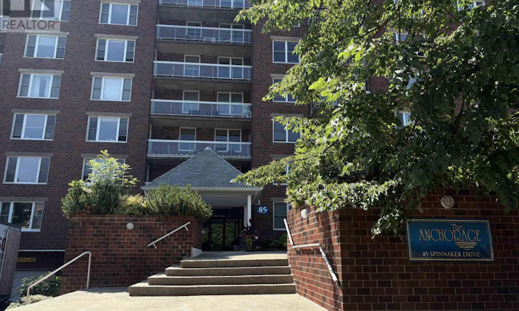 402-85 Spinnaker Drive