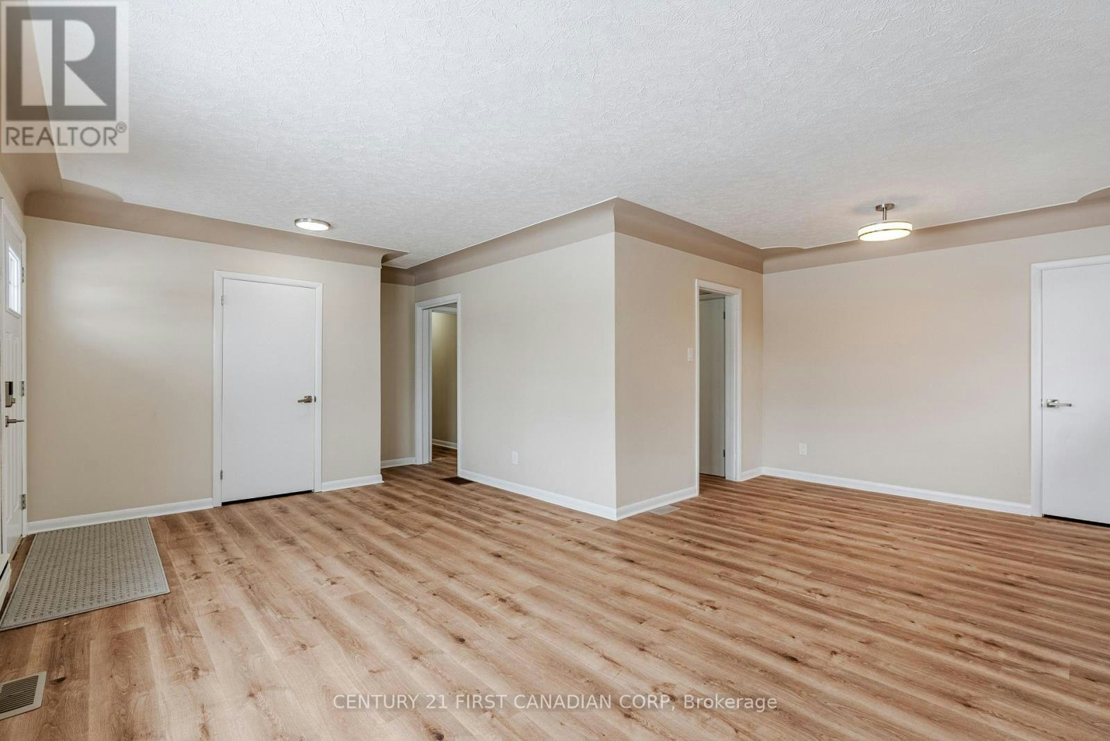 UPPER-177 Myrtle Street, St. Thomas, ON, N5R 2G8 - 8