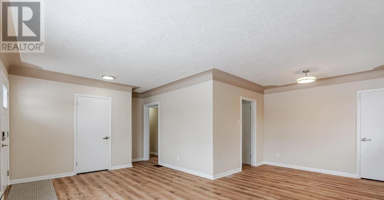 UPPER-177 Myrtle Street, St. Thomas, ON, N5R 2G8 - 8