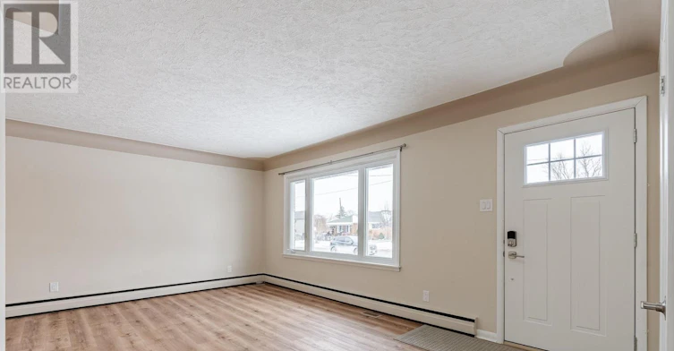 UPPER-177 Myrtle Street, St. Thomas, ON, N5R 2G8 - 7