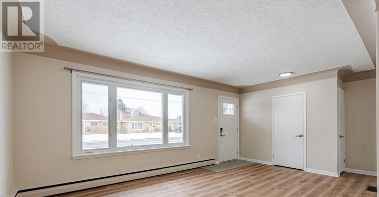UPPER-177 Myrtle Street, St. Thomas, ON, N5R 2G8 - 10