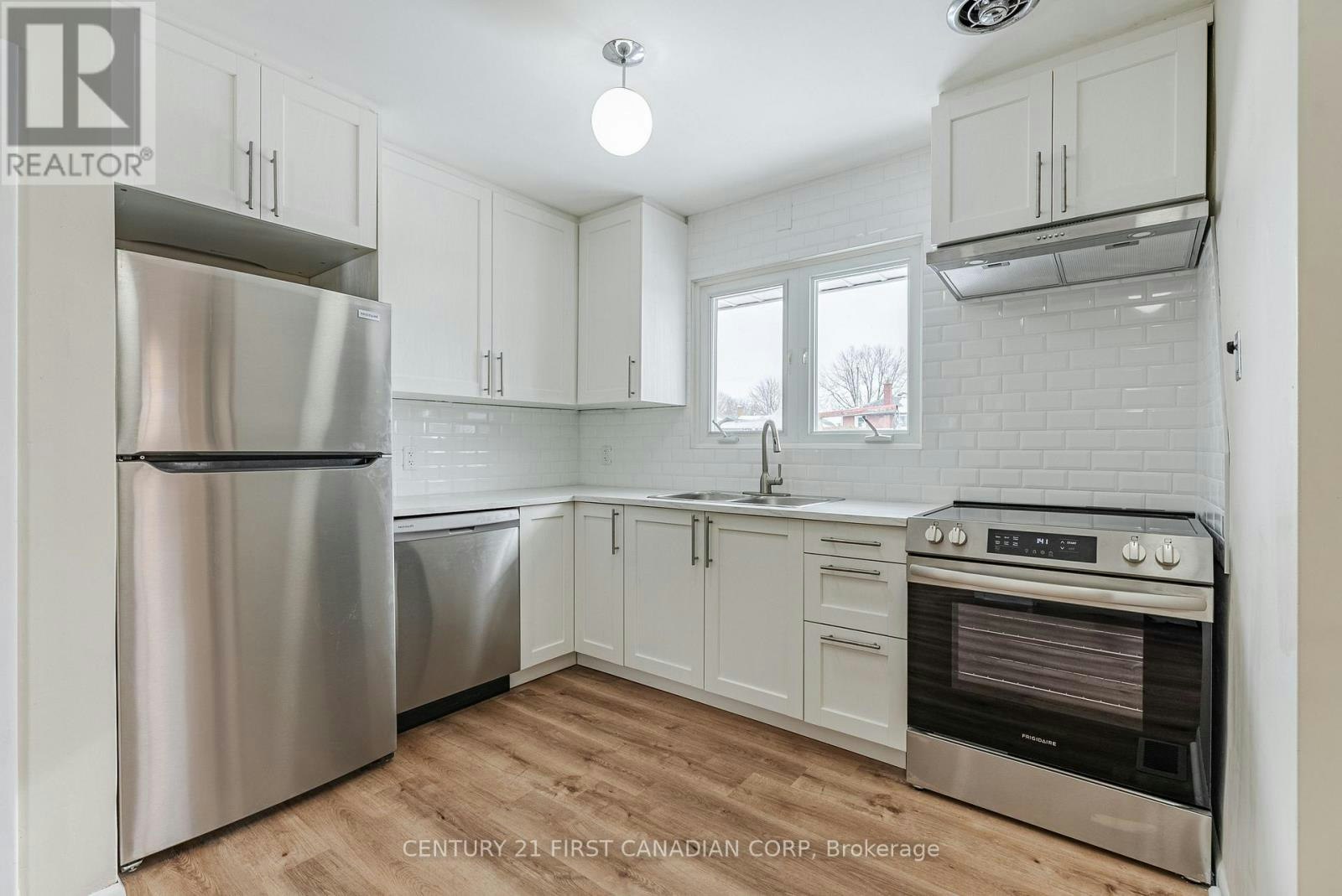 UPPER-177 Myrtle Street, St. Thomas, ON, N5R 2G8 - 12