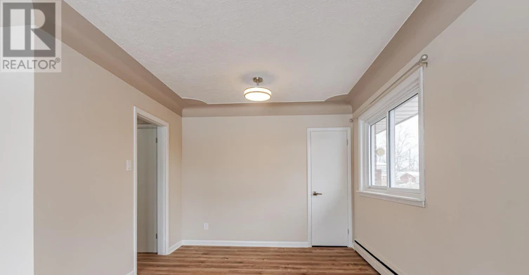 UPPER-177 Myrtle Street, St. Thomas, ON, N5R 2G8 - 9