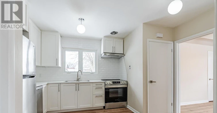 UPPER-177 Myrtle Street, St. Thomas, ON, N5R 2G8 - 3