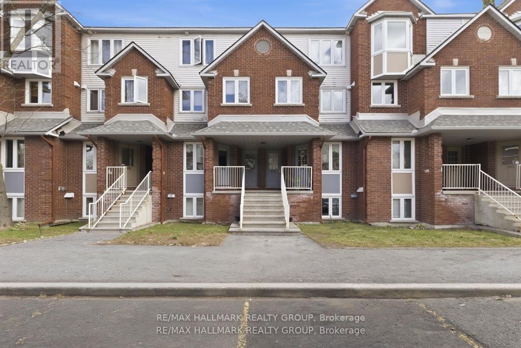 3-390 Briston Private, Ottawa, ON, K1G 5R3