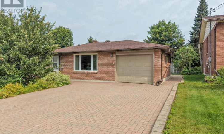 113 Sable Crescent
