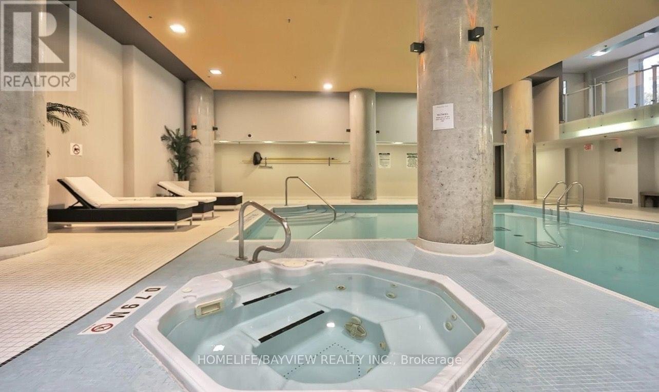 1607-111 Elizabeth Street, Toronto, ON, M5G 1P7 - 14