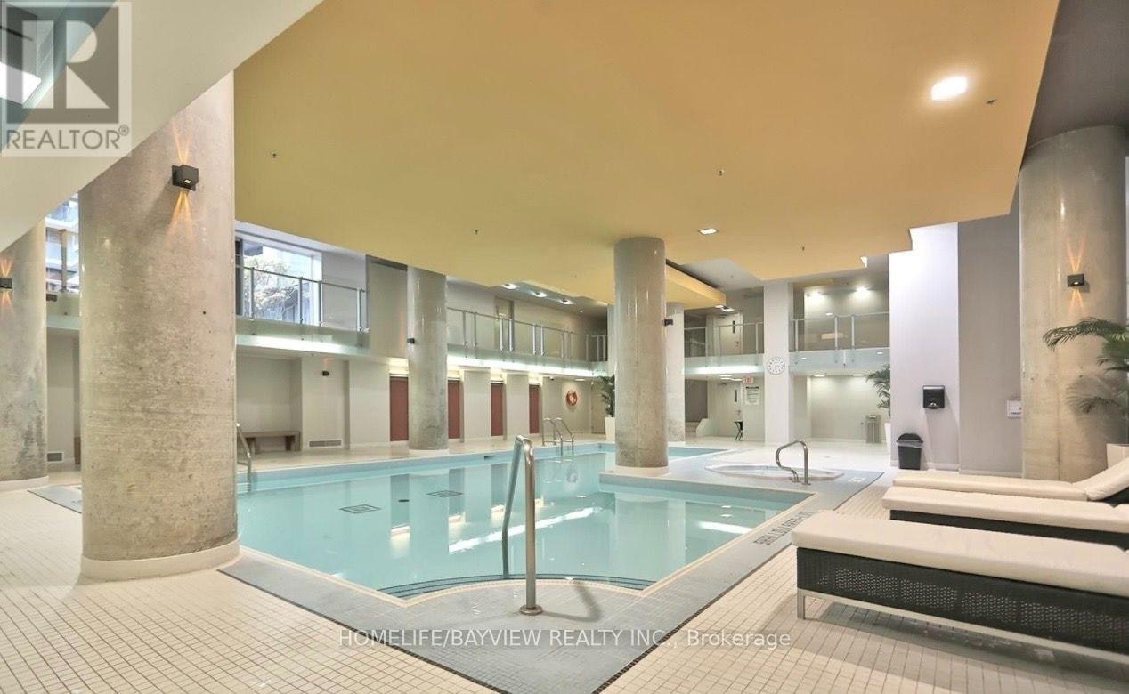 1607-111 Elizabeth Street, Toronto, ON, M5G 1P7 - 12