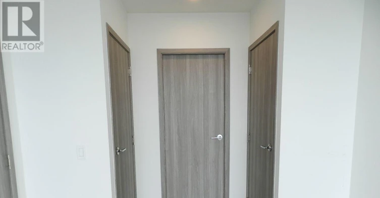 5601-1 Concord Cityplace Way, Toronto, ON, M5V 0X3 - 13