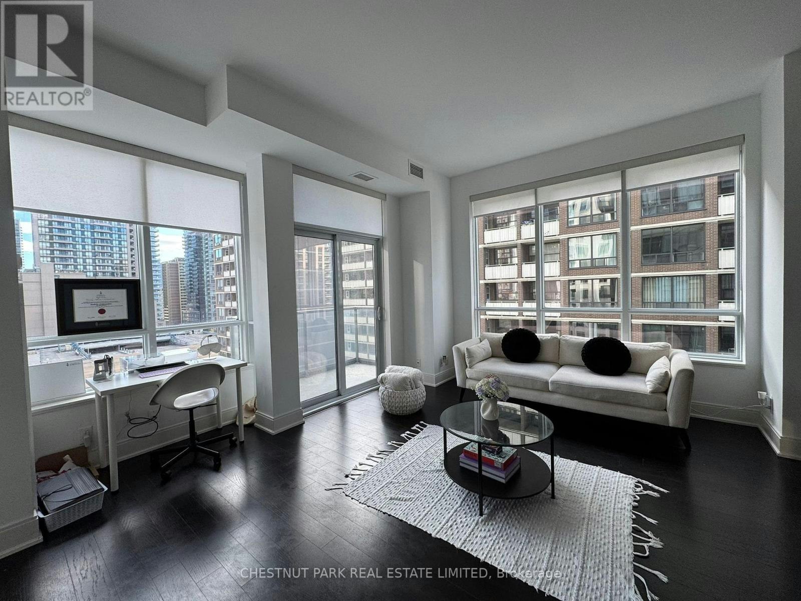 1102-21 Balmuto Street, Toronto, ON, M4Y 1W4 - 4