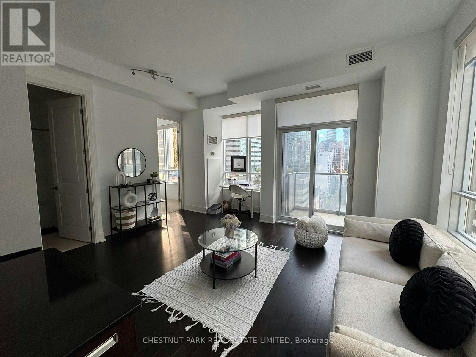 1102-21 Balmuto Street, Toronto, ON, M4Y 1W4 - 6