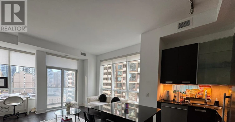 1102-21 Balmuto Street, Toronto, ON, M4Y 1W4 - 3