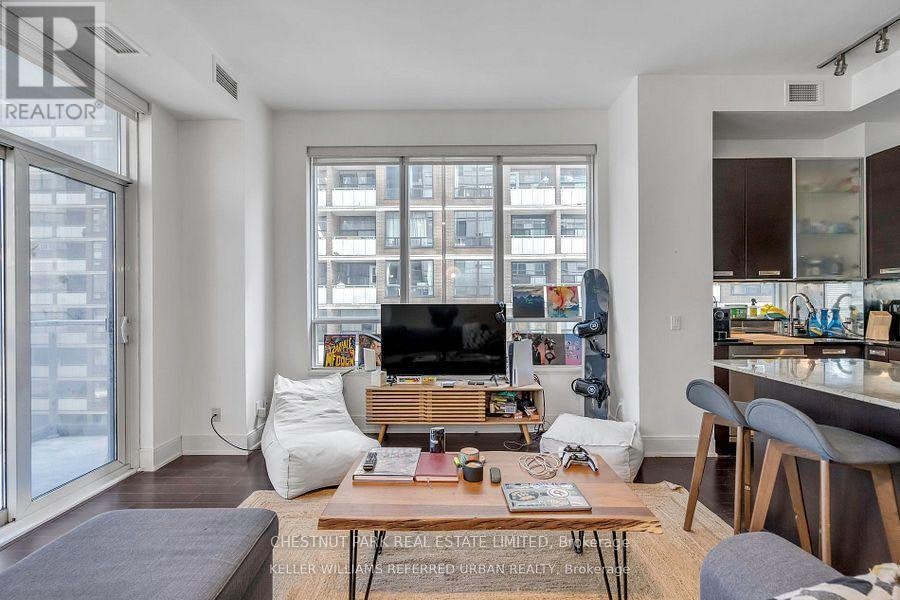 802-21 Balmuto Street, Toronto, ON, M4Y 1W4 - 7