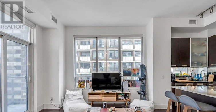 802-21 Balmuto Street, Toronto, ON, M4Y 1W4 - 7