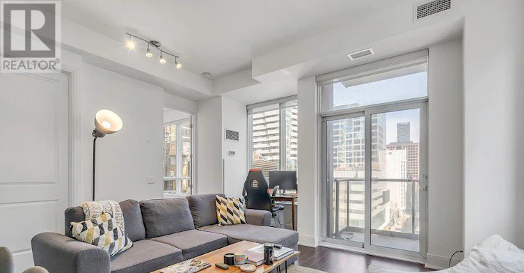 802-21 Balmuto Street, Toronto, ON, M4Y 1W4 - 4