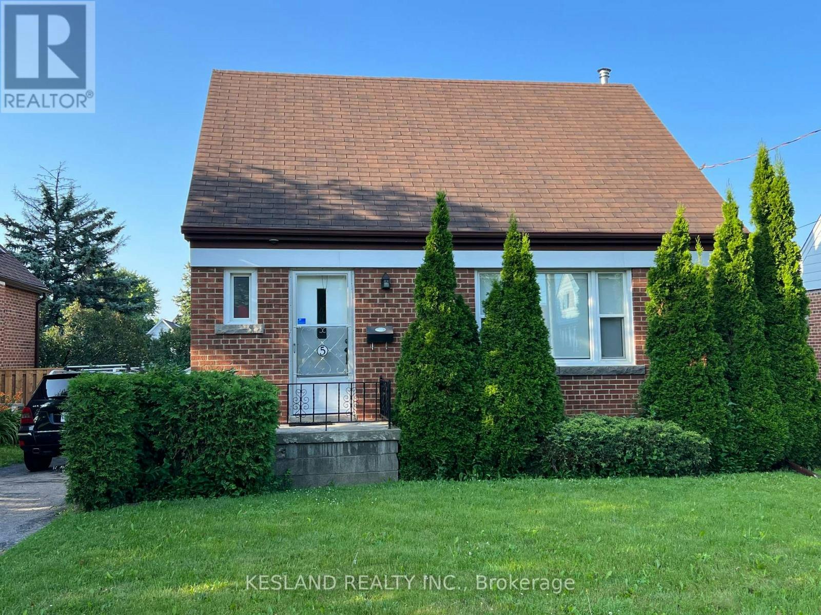 5 Sundridge Drive, Toronto, ON, M1L 2J2
