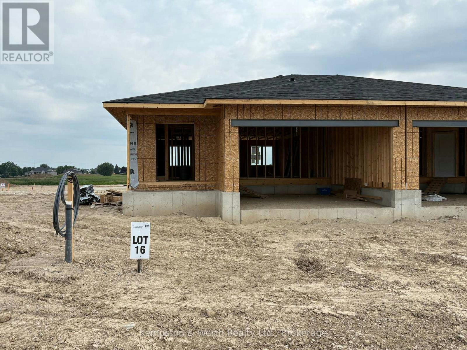 379 Featherstone Street E, Listowel, ON, N4W 2C4