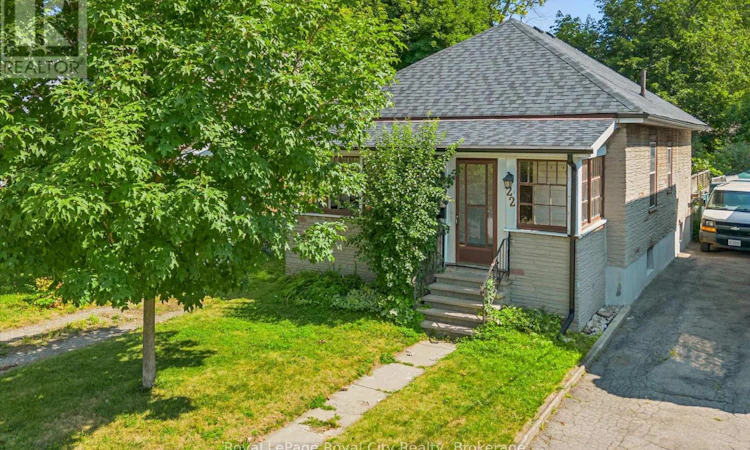 22 Boult Avenue