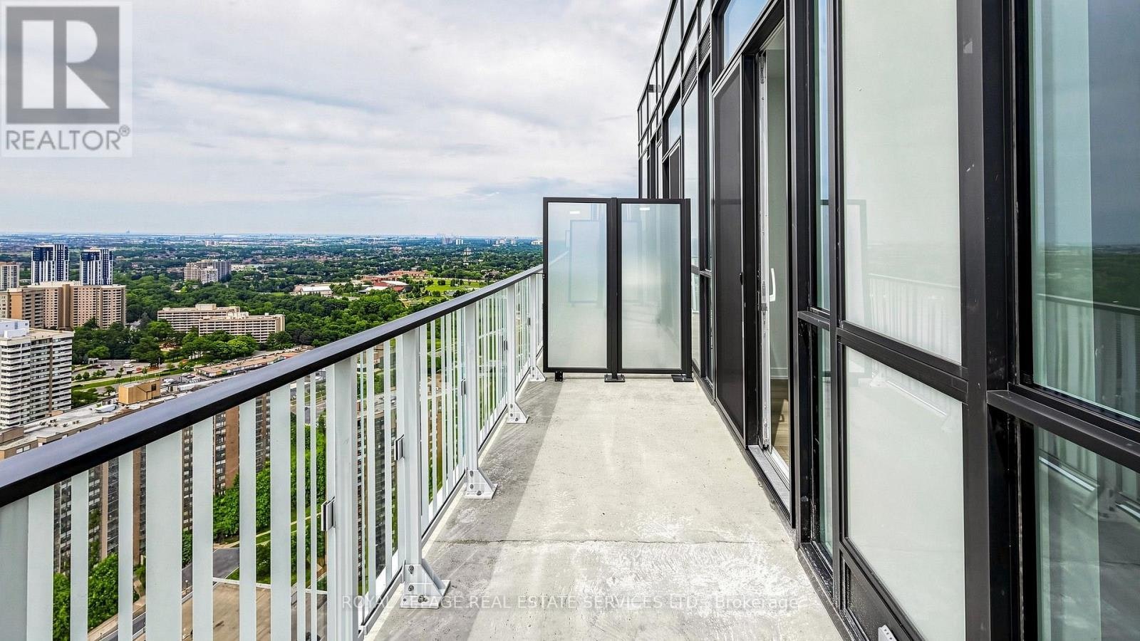 3206-1 Fairview Road E, Mississauga, ON, L5A 0B4 - 29
