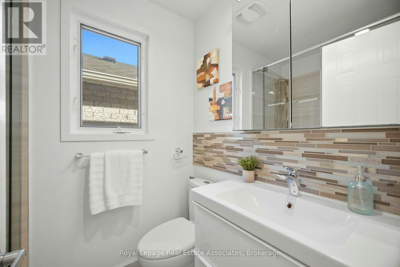 1308 Valerie Crescent, Oakville, ON, L6J 7E2 - 26