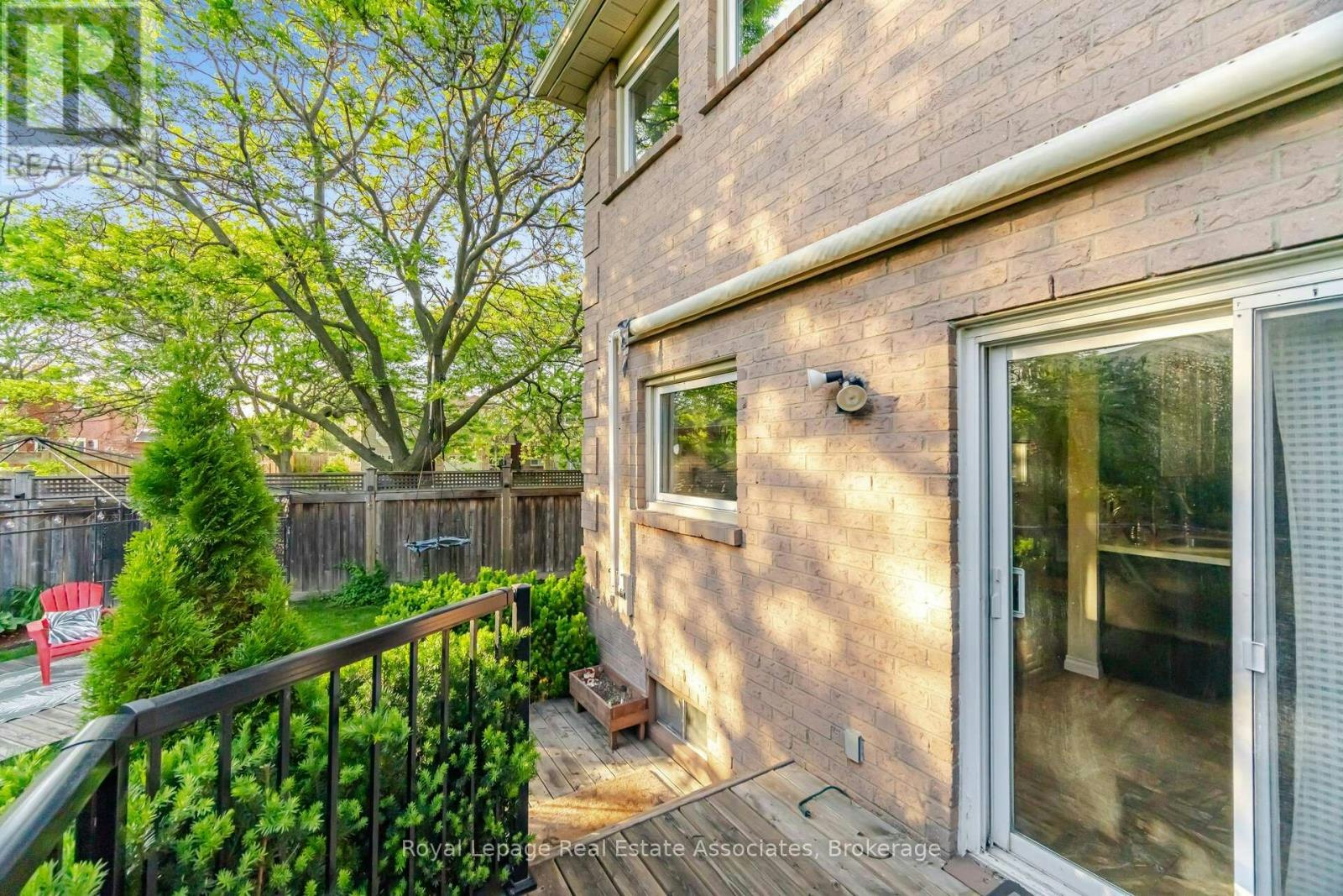 1308 Valerie Crescent, Oakville, ON, L6J 7E2 - 13