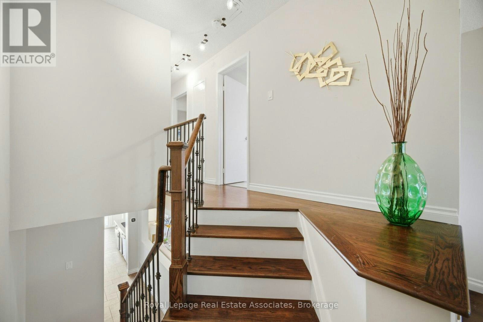 1308 Valerie Crescent, Oakville, ON, L6J 7E2 - 20