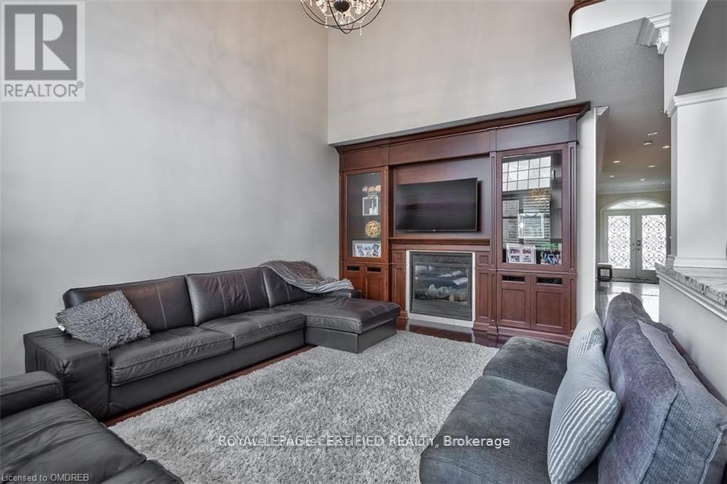 2499 Highmount Crescent, Oakville, ON, L6M 4Z1 - 21