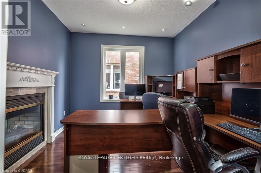 2499 Highmount Crescent, Oakville, ON, L6M 4Z1 - 23