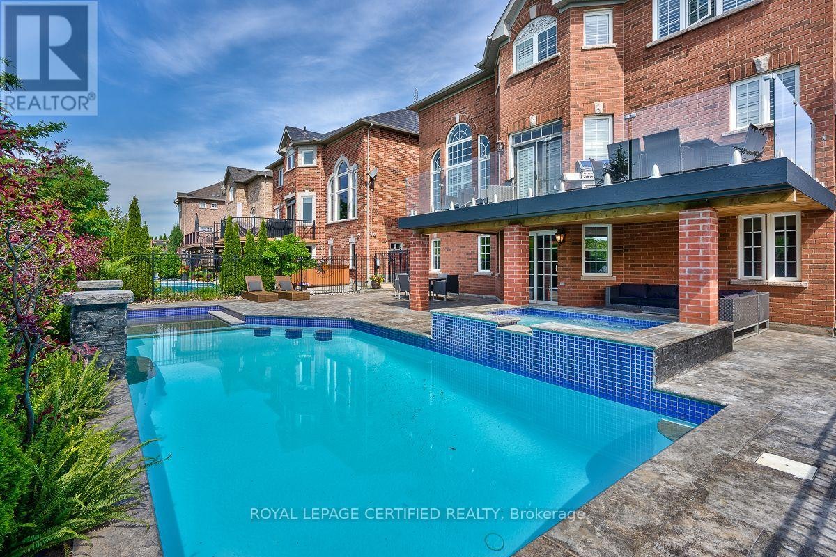 2499 Highmount Crescent, Oakville, ON, L6M 4Z1 - 3