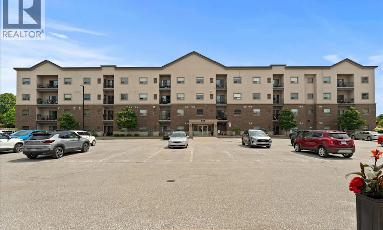 312-8475 Wyandotte Street East