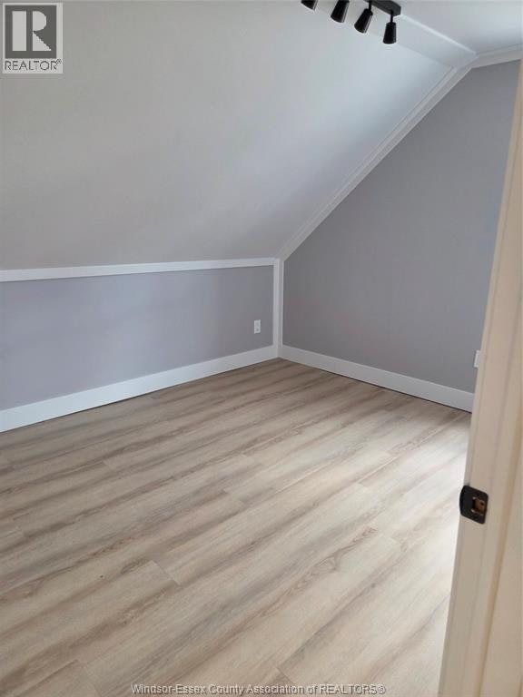 456 Elliot East, Windsor, ON, N9A 3R9 - 10