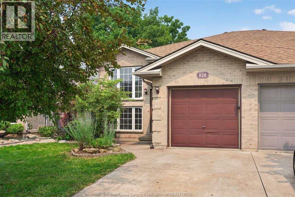 828 Michael Drive, Tecumseh, ON, N8N 5A3
