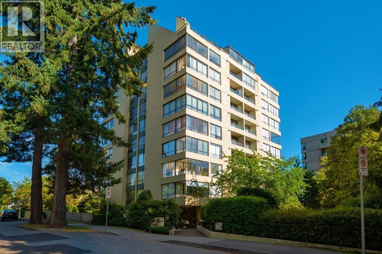 802-1412 Esquimalt Avenue, West Vancouver, BC, V7T 1K7