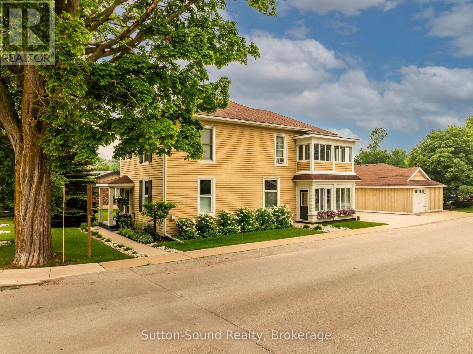 490 Waterloo Street, Saugeen Shores, ON, N0H 2C1