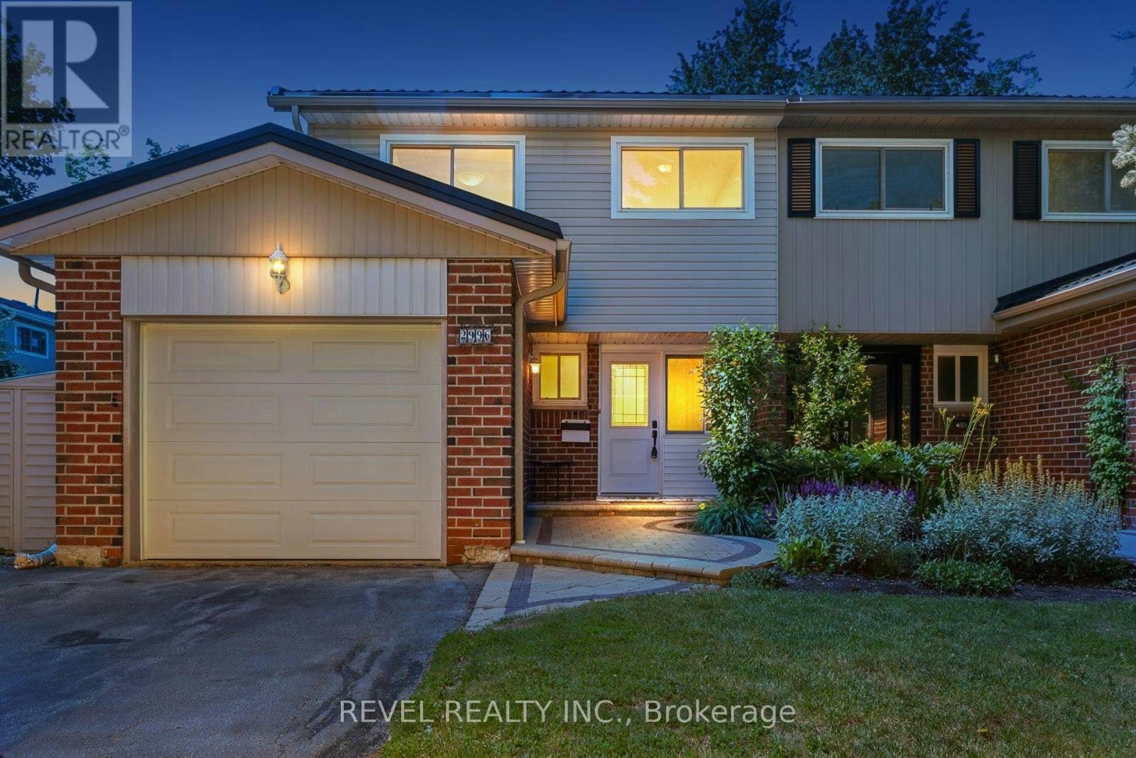 2996 Salerno Crescent