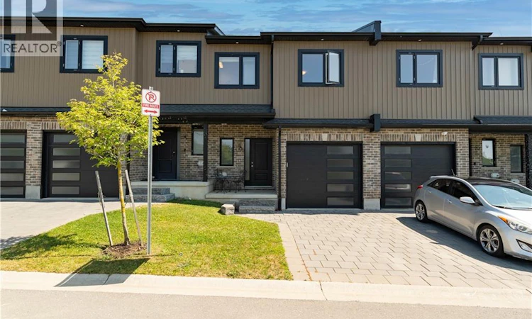 18-811 Sarnia Road