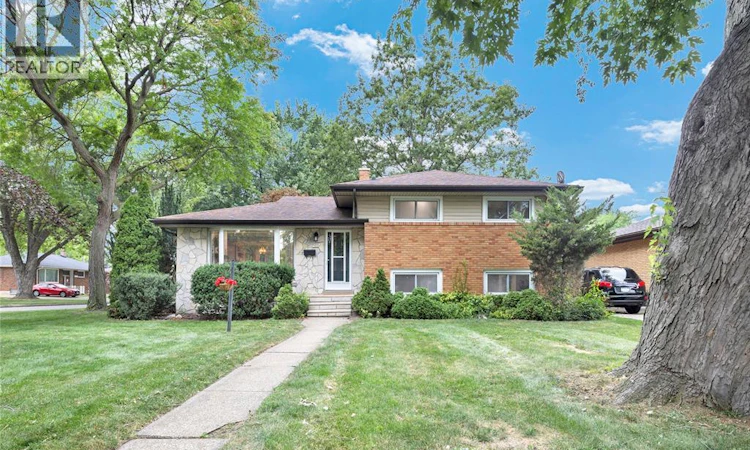 465 Greendale Drive