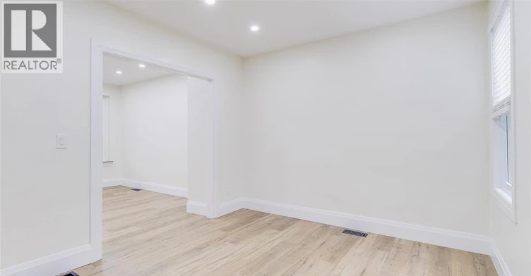 116 Elm Avenue, Windsor, ON, N9A 5G8 - 14