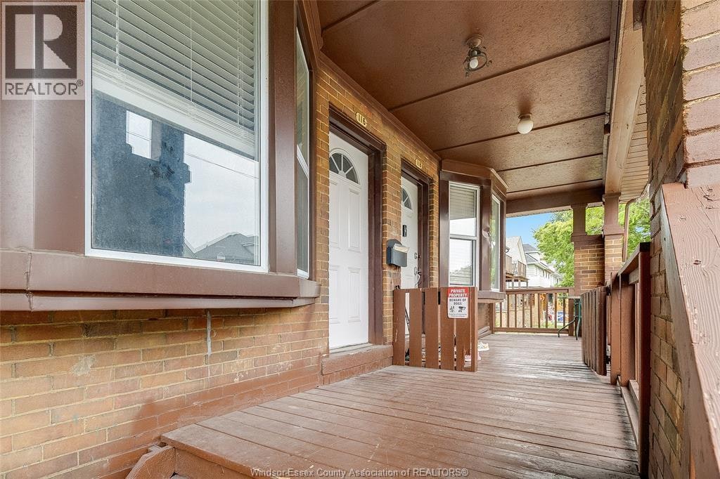 116 Elm Avenue, Windsor, ON, N9A 5G8 - 3