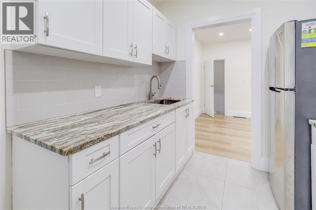116 Elm Avenue, Windsor, ON, N9A 5G8 - 13