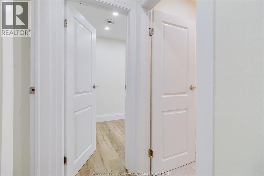 116 Elm Avenue, Windsor, ON, N9A 5G8 - 18