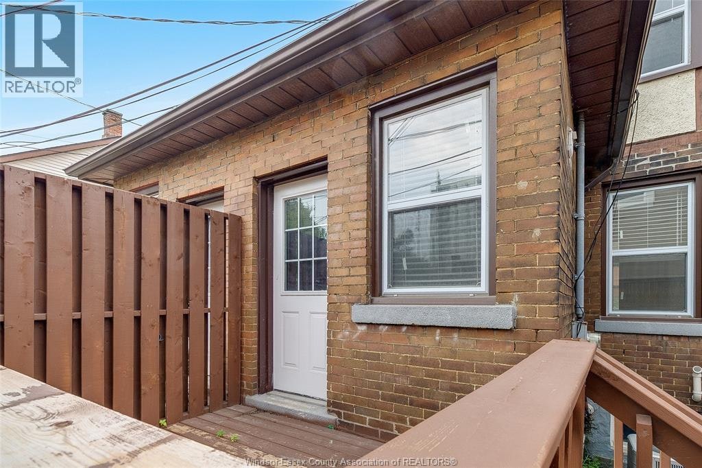 116 Elm Avenue, Windsor, ON, N9A 5G8 - 26